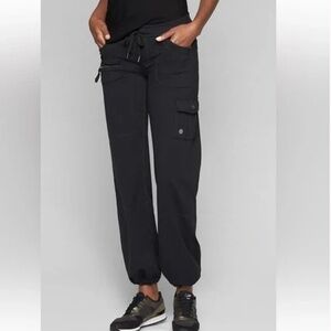 ATHLETA Women’s Black Bettona Boyfriend Sweatpants Jogger Zipper Pockets Small